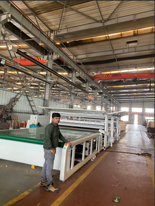 YudianSolar entièrement automatique <span class=keywords><strong>solaire</strong></span> PV Module plastifieuse <span class=keywords><strong>panneau</strong></span> <span class=keywords><strong>solaire</strong></span> Machine à plastifier BIPV équipement de plastification <span class=keywords><strong>chauffage</strong></span> supérieur - Product Image 4