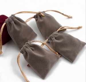 Sacs à cordon personnalisés en velours gris pour bijoux - Product Image 1