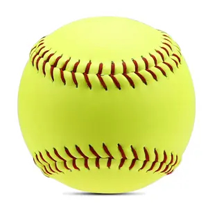 Vente en gros Sports de plein air populaires Balles de softball standard professionnel avec logo personnalisé de haute qualité à prix réduit