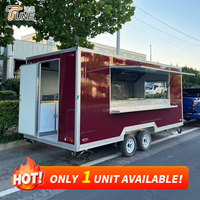 Camion de restauration mobile : café, glaces, pizzas, barbecue, hot-dogs, hamburgers, kebabs, beignets, snacks, chips