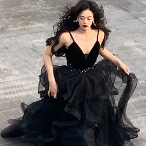 المرأة الصيف الأسود مزاجه الحمالات حزب أنيقة حفلة موسيقية فساتين السهرة - Product Image 1