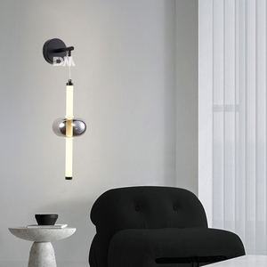 Appliques murales d'intérieur minimalistes nordiques <span class=keywords><strong>Suspension</strong></span> <span class=keywords><strong>en</strong></span> <span class=keywords><strong>verre</strong></span> de fer pour hôtels et maison forme longue lumière blanche chaude décoration moderne suspendue - Product Image 4