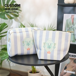 Pochette de maquillage portable grande capacité en toile personnalisée, motif rayures <span class=keywords><strong>bleu</strong></span> roi, imprimé coquillages et crabes, sac de voyage pour femme - Product Image 1