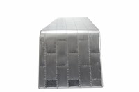 Bureau rétro en aluminium avec design aviateur