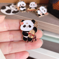 Broche en alliage de zinc créative, motif panda dessin animé, instrument classique chinois, tendance nationale, pour sacs d'étudiants