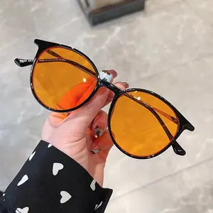 Shuoyang 공장 레트로 블랙 프레임 갈색 선글라스 태양 보호 한국 버전의 오렌지 안경