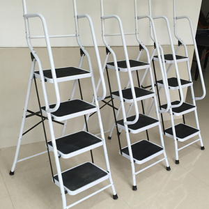 <span class=keywords><strong>Escalera</strong></span> plegable <span class=keywords><strong>de</strong></span> acero directa <span class=keywords><strong>de</strong></span> fábrica Diseño moderno Portátil para el hogar <span class=keywords><strong>Escalera</strong></span> doméstica <span class=keywords><strong>de</strong></span> acero <span class=keywords><strong>de</strong></span> metal - Product Image 2