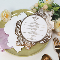 Tarjetas de menú de fiesta de papel elegantes únicas de muestra gratis con forma personalizada y texto de lámina dorada para decoración de eventos de boda y cumpleaños