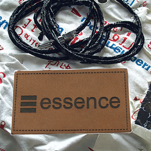 Écusson carré en cuir PU personnalisé en gros Étiquettes de vêtements avec logo en relief personnalisées Etiquettes pour vêtements - Product Image 2