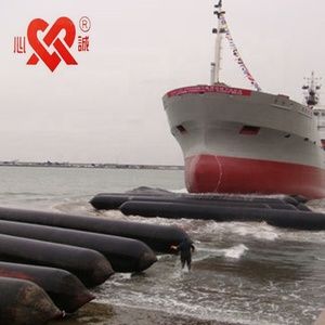 Ponton flottant en caoutchouc naturel à haute flottabilité pour le lancement de bateaux, airbag de navire 4-8 couches noir, marque Xincheng, plus de 10 ans d'expérience - Product Image 4