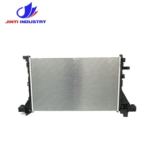Radiateur adapté pour NISSAN 214108535R 214107695R 214107641R 214106091R 214106091R 2140000Q4K 2140000Q2F 21 41 085 35R - Product Image 2