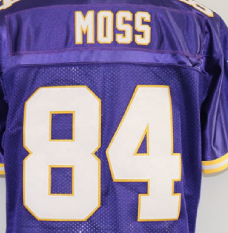 Пурпурная майка для американского футбола с отстрочкой на спине, Рэнди Мосс