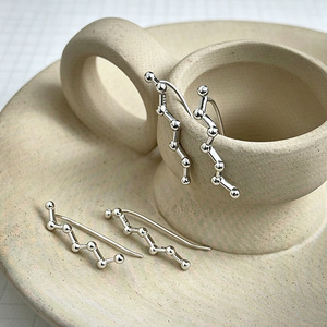 Pendientes colgantes de constelación de plata de ley S925 para mujer, diseño geométrico minimalista, pendientes colgantes finos para uso diario - Product Image 4