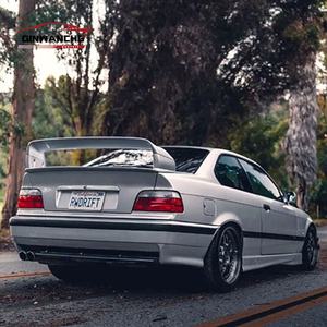 Aileron de coffre arrière en Fiber de carbone Offre Spéciale nouveau design pièces de carrosserie pour <span class=keywords><strong>BMW</strong></span> série 3 <span class=keywords><strong>E36</strong></span> 1991-1998 adapté pour berline deux <span class=keywords><strong>portes</strong></span> - Product Image 2
