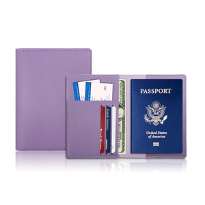 Porte-passeport en cuir gaufré en gros avec porte-cartes <span class=keywords><strong>de</strong></span> crédit, porte-passeport simple fait à la main - Product Image 1