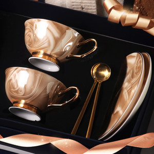 Set di Tazze e Piattini da Caffè in Stile Nordico, 18 Pezzi, Porcellana Bone China di Alta Qualità, Set da Tè Inglese per il Pomeriggio - Product Image 5