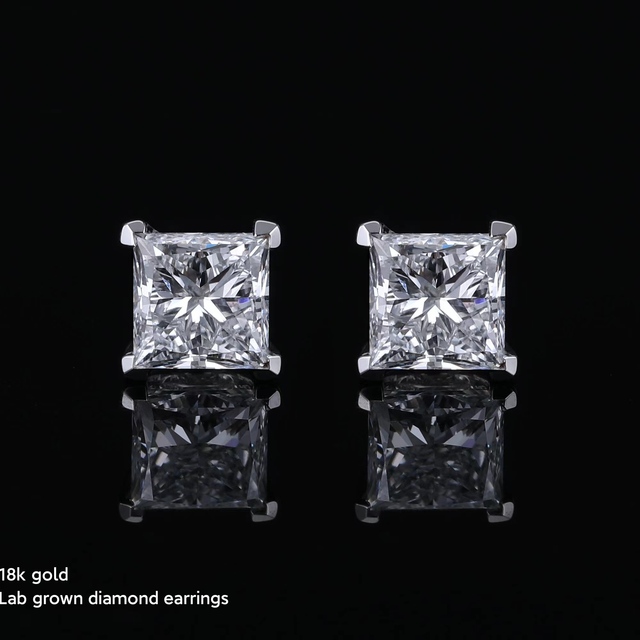 High Quality 18K White Gold 0.7carat D Color VS Princess Cut Lab Grown Diamond Earrings for Women