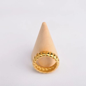 Gold Plated Corrugated Stainless Steel Band <b>Ring</b> Women Vintage Textured <b>Finger</b> <b>Ring</b> Unisex Plain Fashion Daily Wear Jewelry - Product Image 4