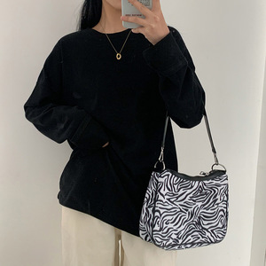 เสื้อยืดพลัสไซส์สำหรับผู้หญิง,เสื้อยืดผ้าฝ้ายสีขาวขนาดใหญ่ผ้าฝ้าย200กรัมสำหรับสาวอวบ - Product Image 5