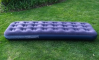 Matelas de Camping gonflable de matelas de lit d'air extérieur confortable Floding taille unique floqué Airbed