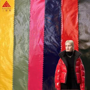 <span class=keywords><strong>Tissu</strong></span> en nylon 400T avec revêtement en PU brillant imperméable à l'eau <span class=keywords><strong>pour</strong></span> <span class=keywords><strong>doudoune</strong></span> - Product Image 3