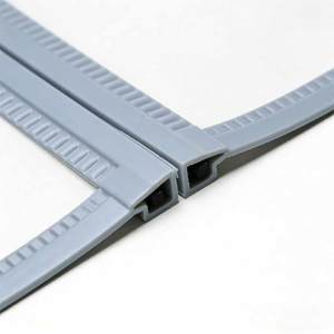 Rideau magnétique en PVC : protégez vos locaux avec un rideau de porte transparent et durable - Product Image 1