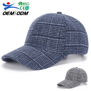 Gorra de Béisbol Personalizada al por Mayor de 6 Paneles, Unisex, Deportiva, Moderna, para Deportes de Invierno, 100% Poliéster, Ajustable, Negra y Azul, Protección Solar - Product Image 1