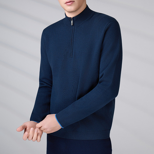 Sweat-shirt à col montant personnalisé avec logo, certifié GOTS, en maille jacquard d'hiver, pull à quart de zip en coton tricoté pour homme à manches longues - Product Image 4
