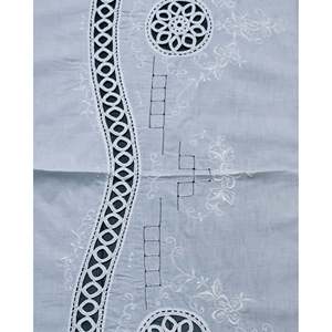 Mantel Blanco 100% Lino con Patrón Bordado a Crochet, Reutilizable, Forma Cuadrada, para Uso en el Hogar o Fiestas, para Hoteles - Product Image 6