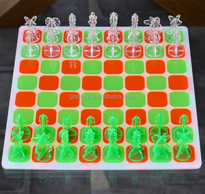 Set di <span class=keywords><strong>Scacchi</strong></span> Moderno in Acrilico Trasparente Lucite, <span class=keywords><strong>Scacchiera</strong></span> Personalizzata <span class=keywords><strong>e</strong></span> Pezzi degli <span class=keywords><strong>Scacchi</strong></span> - Product Image 4