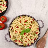 Batterie de cuisine à induction antiadhésive Casseroles et poêles en aluminium moulé de 8 pièces avec couvercles en verre Casseroles Marmites
