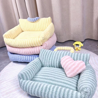 Canapé-lit pour animaux de compagnie en polaire rayé, avec rebord haut, coussin chaud pour chats et petits chiens, pour dormir en intérieur