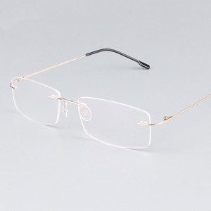 Montures <span class=keywords><strong>de</strong></span> <span class=keywords><strong>lunettes</strong></span> classiques pour hommes en titane pur sans <span class=keywords><strong>monture</strong></span>, <span class=keywords><strong>monture</strong></span> optique pour myopie, <span class=keywords><strong>monture</strong></span> <span class=keywords><strong>de</strong></span> <span class=keywords><strong>lunettes</strong></span> sans <span class=keywords><strong>monture</strong></span> ultra-légère en titane - Product Image 5