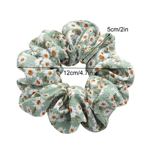 Scrunchie para el cabello para mujer, accesorios para el cabello de gasa con estampado Floral, círculo clásico de margaritas pequeñas y frescas - Product Image 6