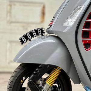 Autocollant de support de plaque d'immatriculation de moto CNC pour VESPA SPRINT PRIMAVERA 125 150 GTS 250 300 S150 Accessoires - Product Image 3