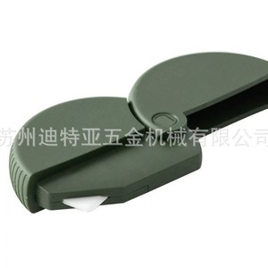 Couteau d'emballage miniature MIDORI, lame en céramique 10 mm, vert, fabriqué au Japon, pour déballer les colis en papier - Product Image 4