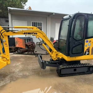 Mini-excavatrice Komatsu PC20MR d'occasion, bien entretenue, idéale pour les travaux de jardinage et la pose de canalisations. - Product Image 1
