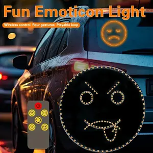 Lumière d'émoticône de voiture drôle avec le sourire sur l'expression de fenêtre arrière lampe d'avertissement multifonctionnelle clignotant LED lumière d'émoticône