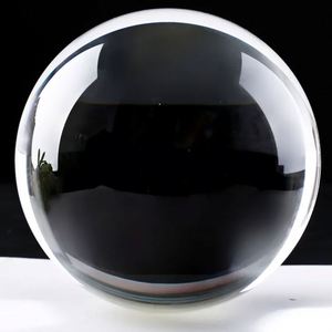 Vente en gros de boules de cristal transparentes personnalisées avec gravure au laser du logo de l'entreprise et emballage sécurisé comme souvenir haut de gamme - Product Image 1