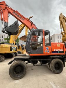 Excavatrice sur chenilles Hitachi EX100W d'occasion, fabrication japonaise, modèle 2020, excellent état, engin de construction, moteur, boîte de vitesses, pompe, PLC - Product Image 2