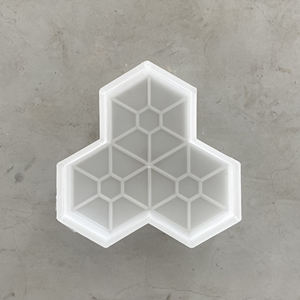 लोकप्रिय अनुकूलित उद्यान पक्की सड़क करनेवाला कंक्रीट मिल में बना हुआ हेक्सागोनल फ़र्श नए नए साँचे - Product Image 4