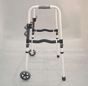 Cadre de marche pliant en aluminium léger/<span class=keywords><strong>Zimmer</strong></span>/Walker avec 2 roues-Hauteur réglable-Mécanisme de pliage simple - Product Image 2