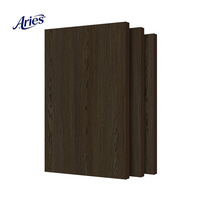 Panneau MDF E0 durable CE pour affichage en magasin et merchandising, panneau de fibres 4x8 18mm 9mm, bois flexible pour armoires, panneau MDF