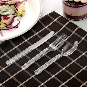 Özel 2.6g plastik kaplar kiti plastik paket restoran çatal-bıçak tek kullanımlık gıda sınıfı sofra takımı setleri
