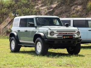 ฟอร์ด บรองโก 2025 รุ่น 1966 บิ๊กฟุต อิดิชั่น <span class=keywords><strong>รถ</strong></span>ใหม่ ดีไซน์เหนือกาลเวลา พวงมาลัยแม่นยำ งานฝีมือเบาะนั่งระดับพรีเมียม ผู้ผจญภัยบนทุกพื้นที่ - Product Image 2