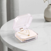 Boîte à bijoux en acrylique de haute qualité, boîte transparente en plastique pour bagues, boucles d'oreilles, colliers, emballage pour ensemble de bijoux en cristal, boîtes cadeaux