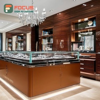 Comptoir de présentation pour bijouterie en verre trempé, aménagement intérieur de magasin de bijoux de luxe