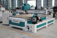 Machine de routeur CNC 1325 pour l'industrie des armoires et des meubles avec jinan rotatif latéral m-shine