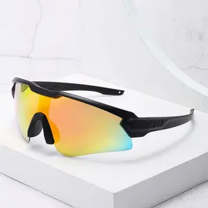 Stock de lunettes de vélo UV400 à monture TR90 surdimensionnée de haute qualité lunettes de soleil polarisées pour le cyclisme lunettes de sport