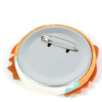 Botones Metálicos Artesanales al por Mayor de Fábrica, Pines con Logotipo Personalizado, Botones Redondos de 58 mm/78 mm, Pines con Cabeza de Felpa 3D Personalizados